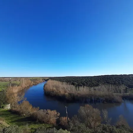 Banos De Ledesma Apartment *