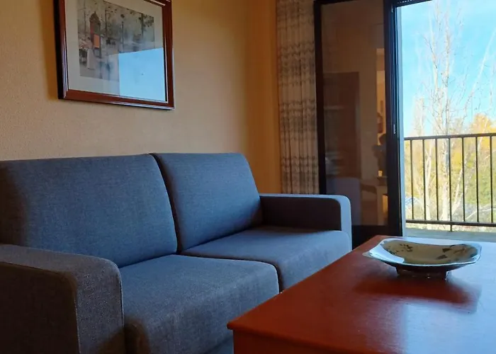 Banos De Ledesma 公寓 *