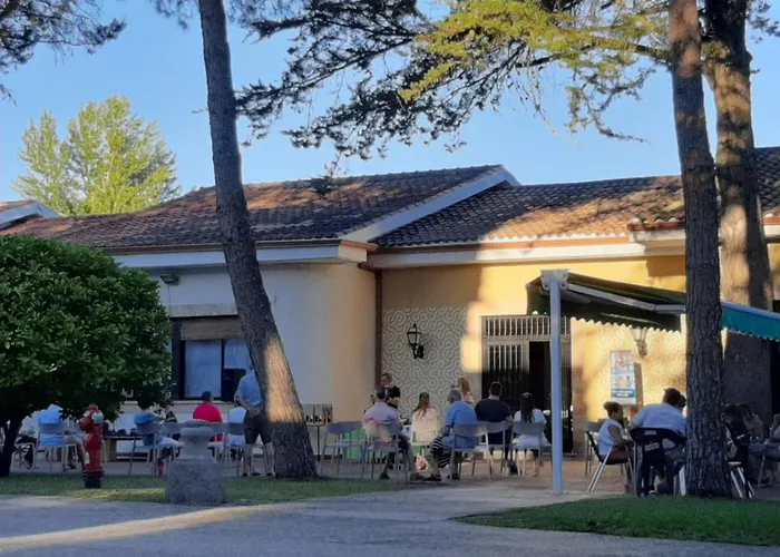 Banos De Ledesma 公寓